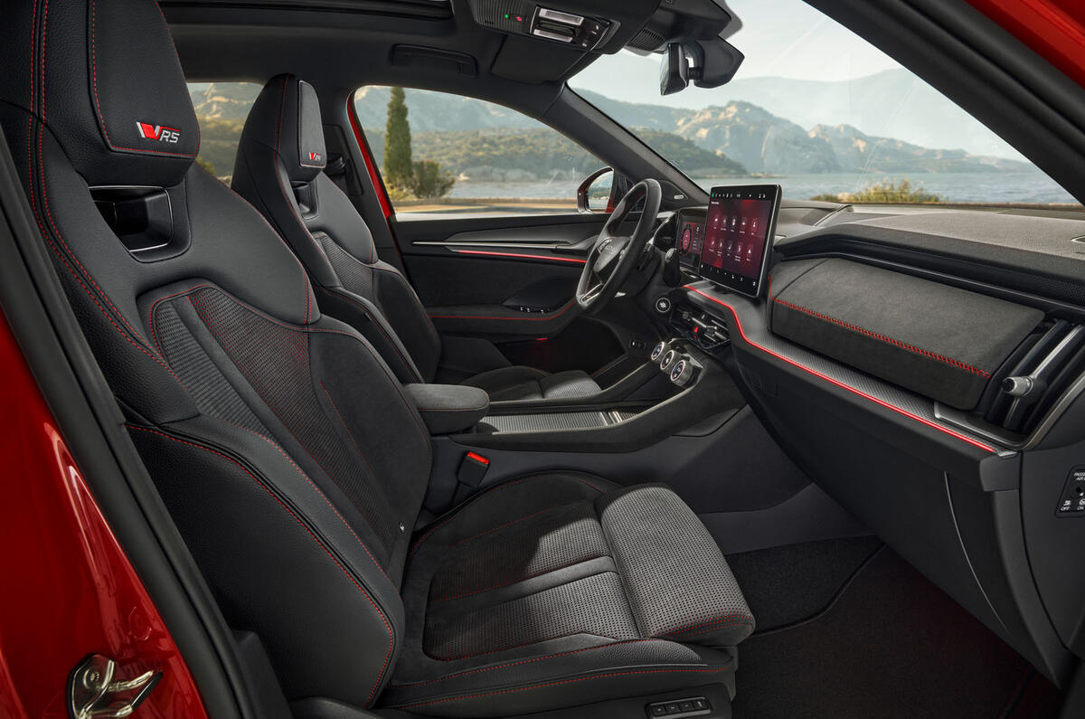 Skoda Kodiaq vRS 2025 microsuede seats Skoda Kodiaq vRS 2025 microsuede seats