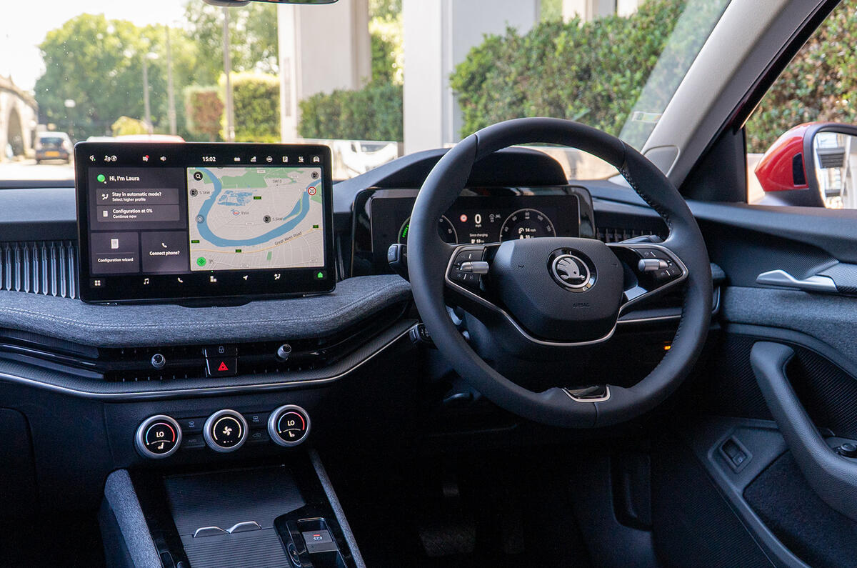 skoda perfectElectrifiedCompanyCar superbInterior