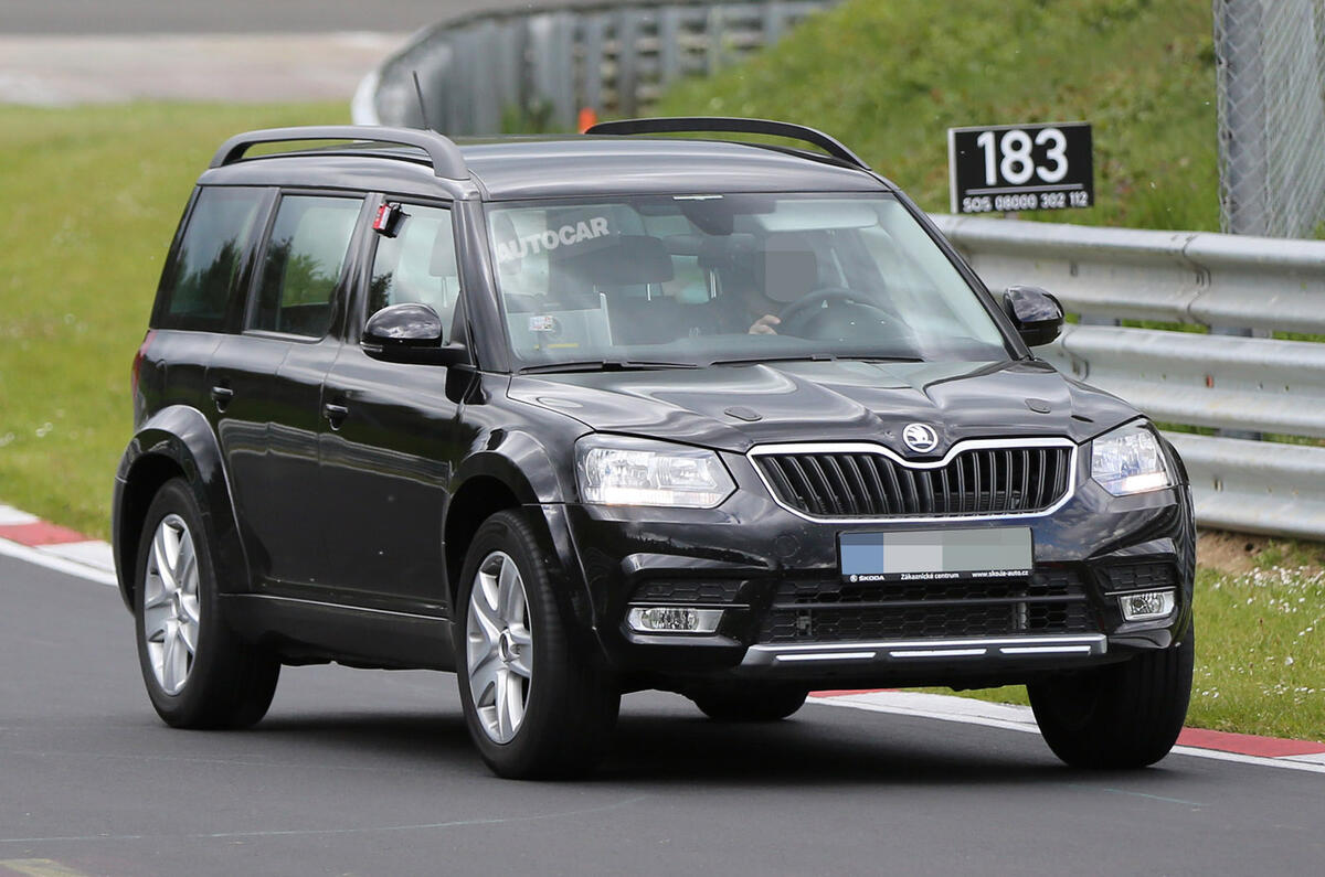 2016 Skoda SUV spy pictures