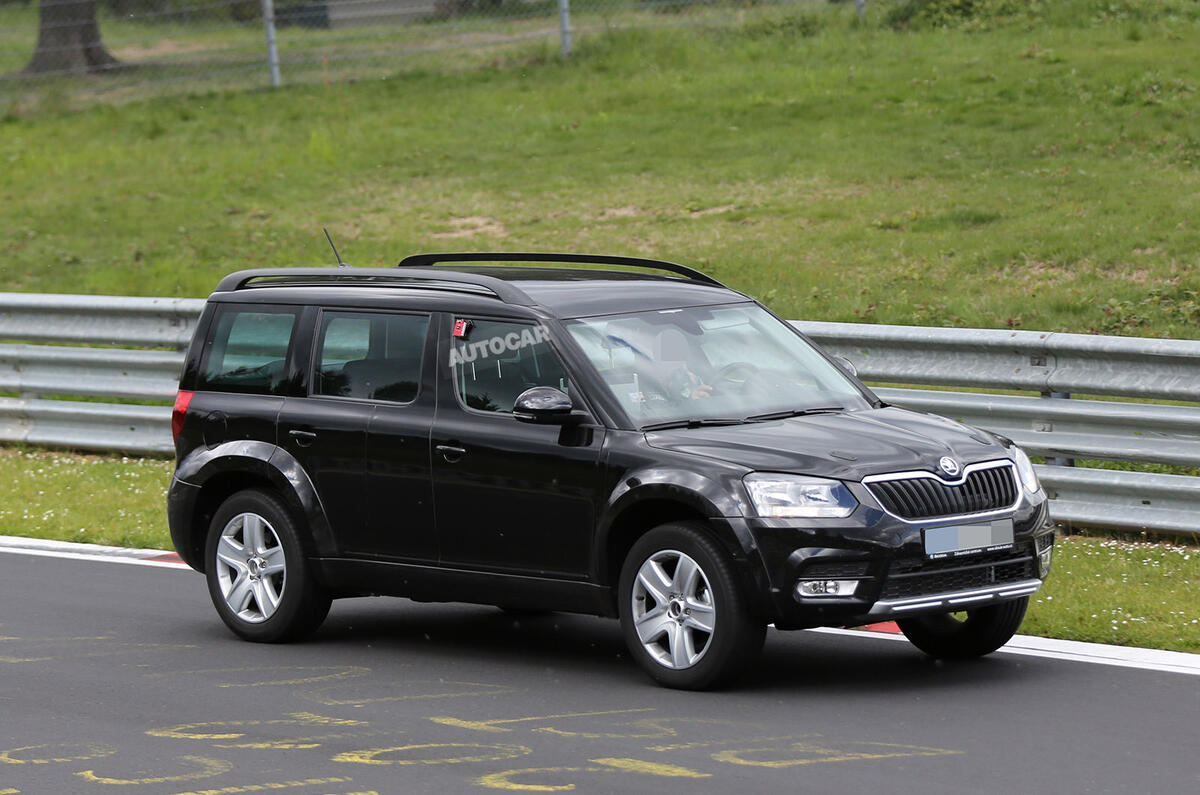 2016 Skoda SUV spy pictures