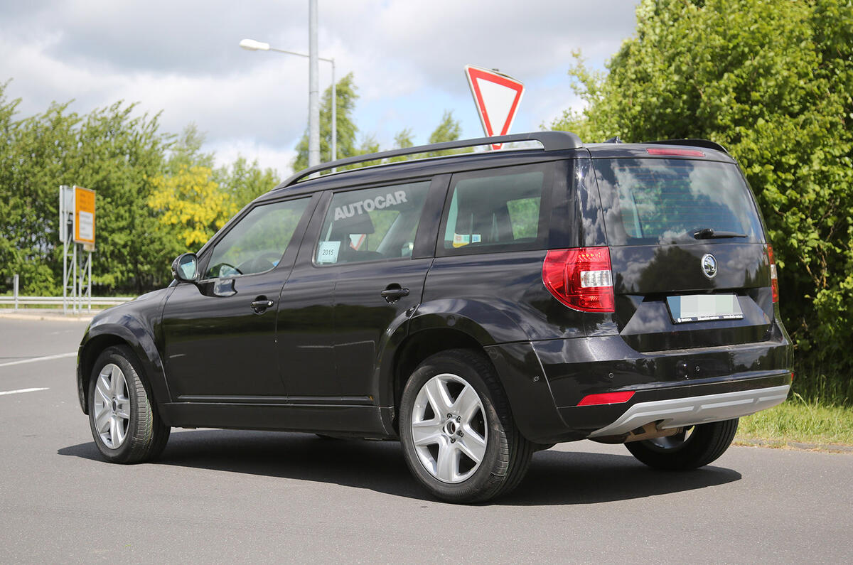 2016 Skoda SUV spy pictures