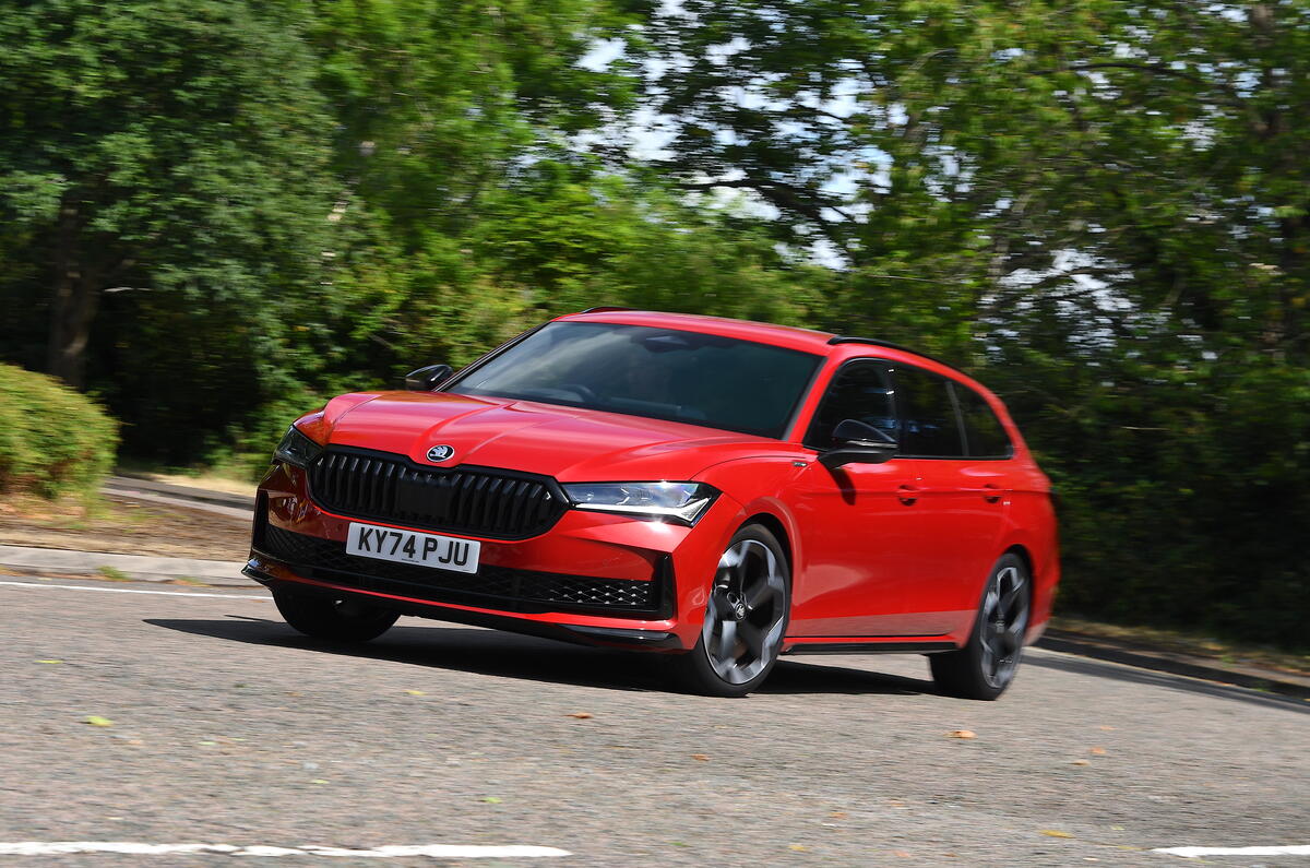 Skoda Superb 4x4 Sport line 2025 jb20250626 0248