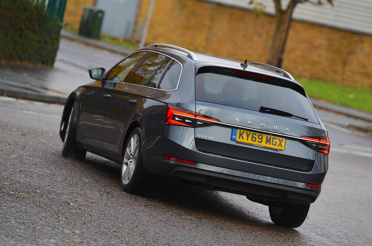 Skoda Superb Estate rear three quarter 2019 Skoda Superb Estate rear three quarter 2019
