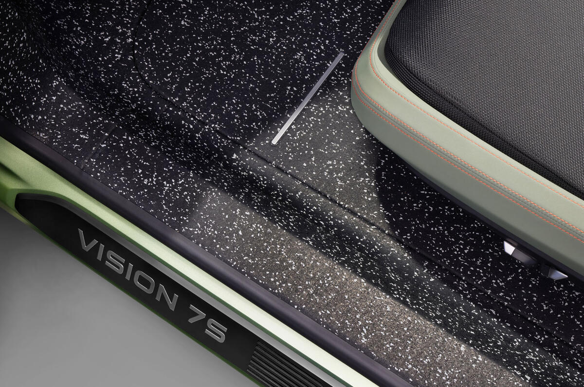 Skoda Vision 7S floor detailing