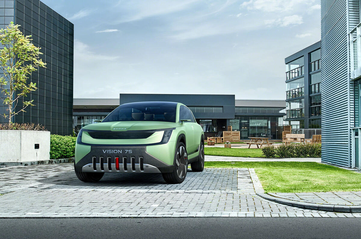 Skoda Vision 7S front cityjpg