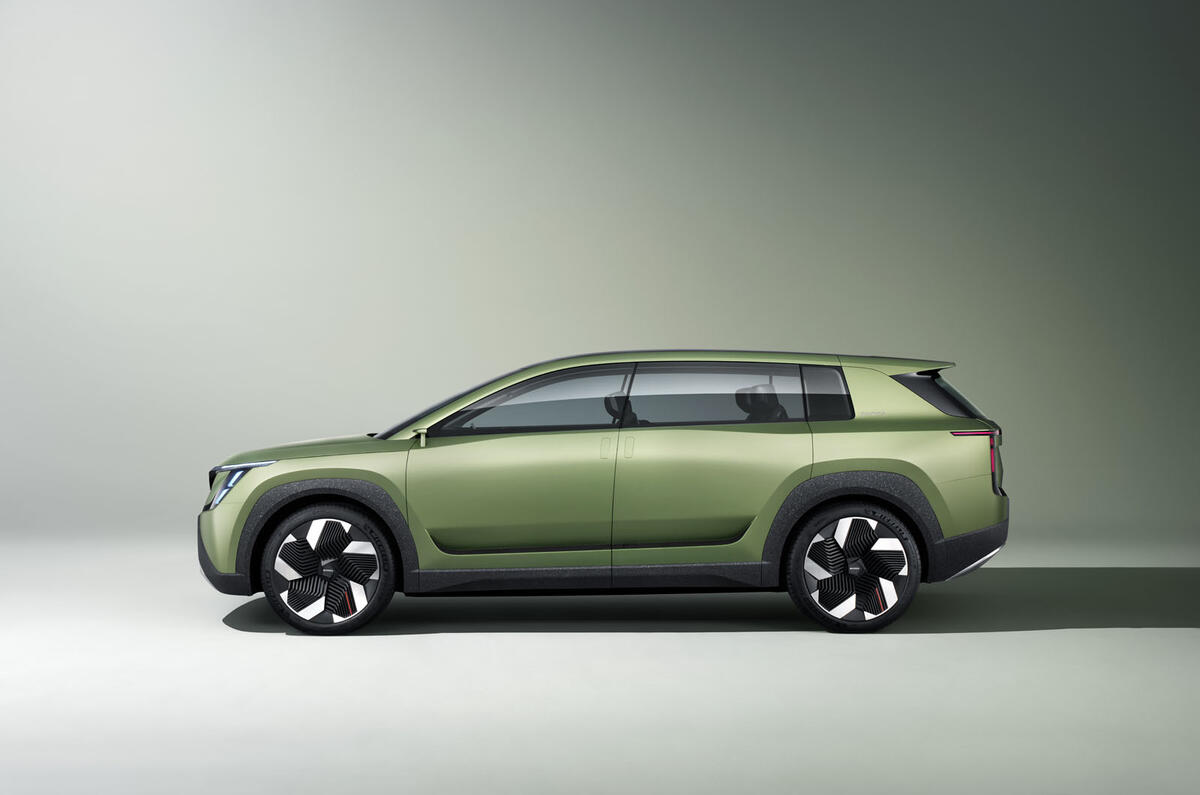 Skoda Vision 7S side profile