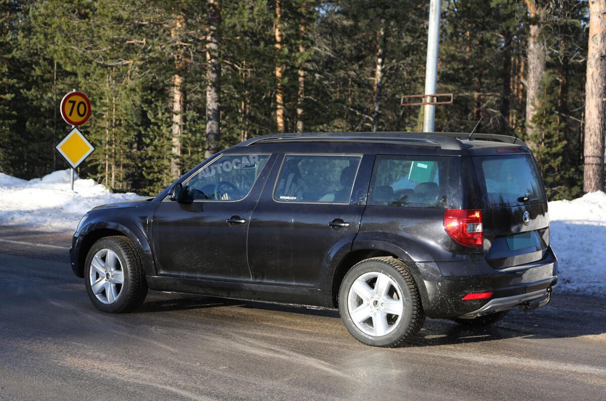 2016 Skoda SUV spy pictures