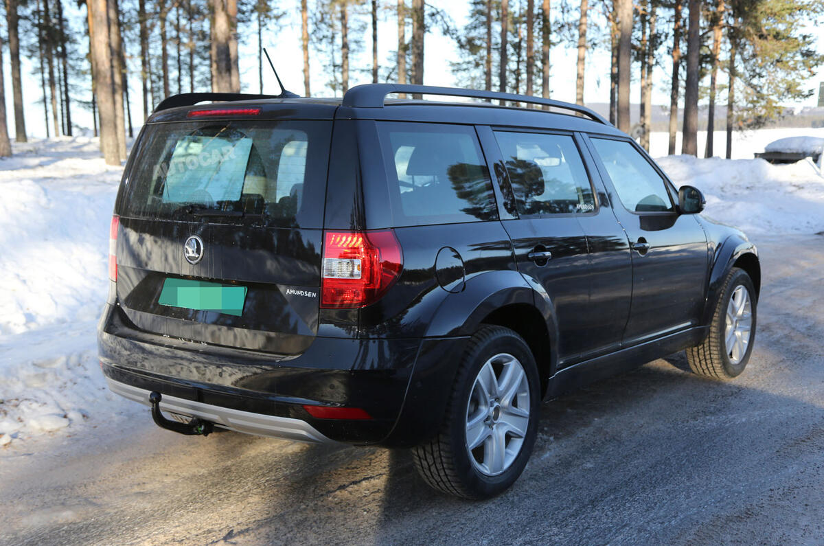 2016 Skoda SUV spy pictures