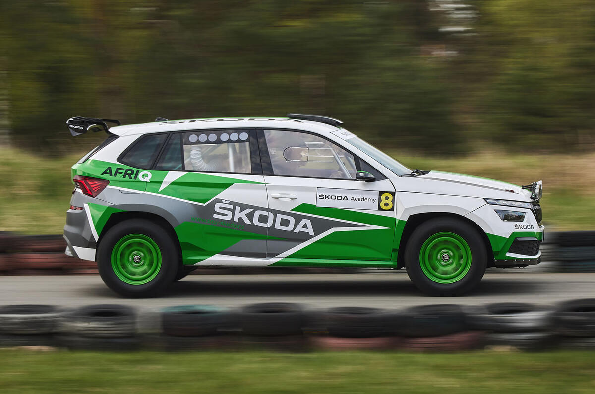 skoda afriq 17
