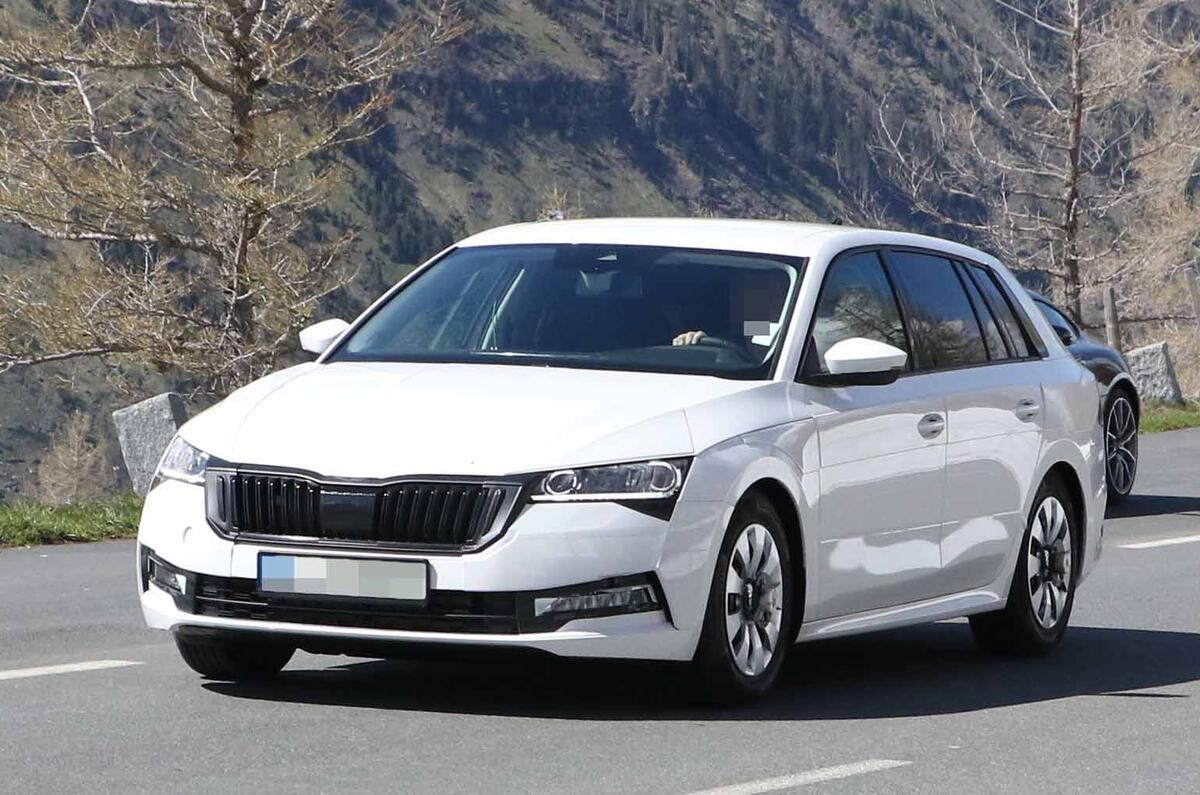2019 Skoda Octavia estate spy shots