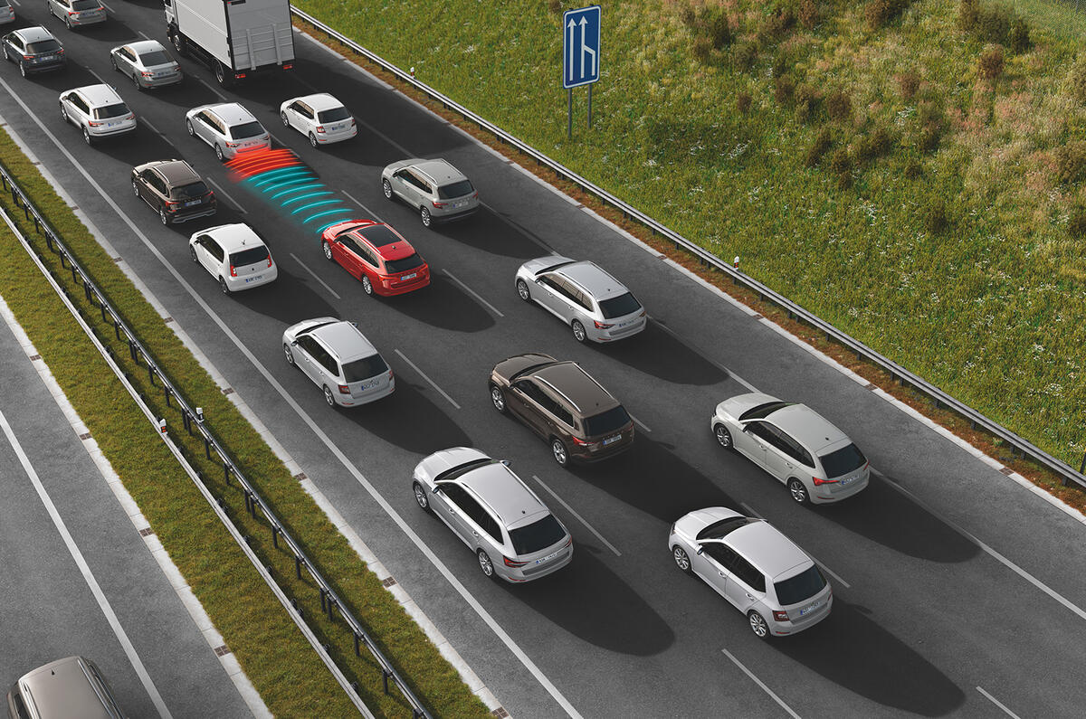 Skoda safety tech traffic jam assist Skoda safety tech traffic jam assist
