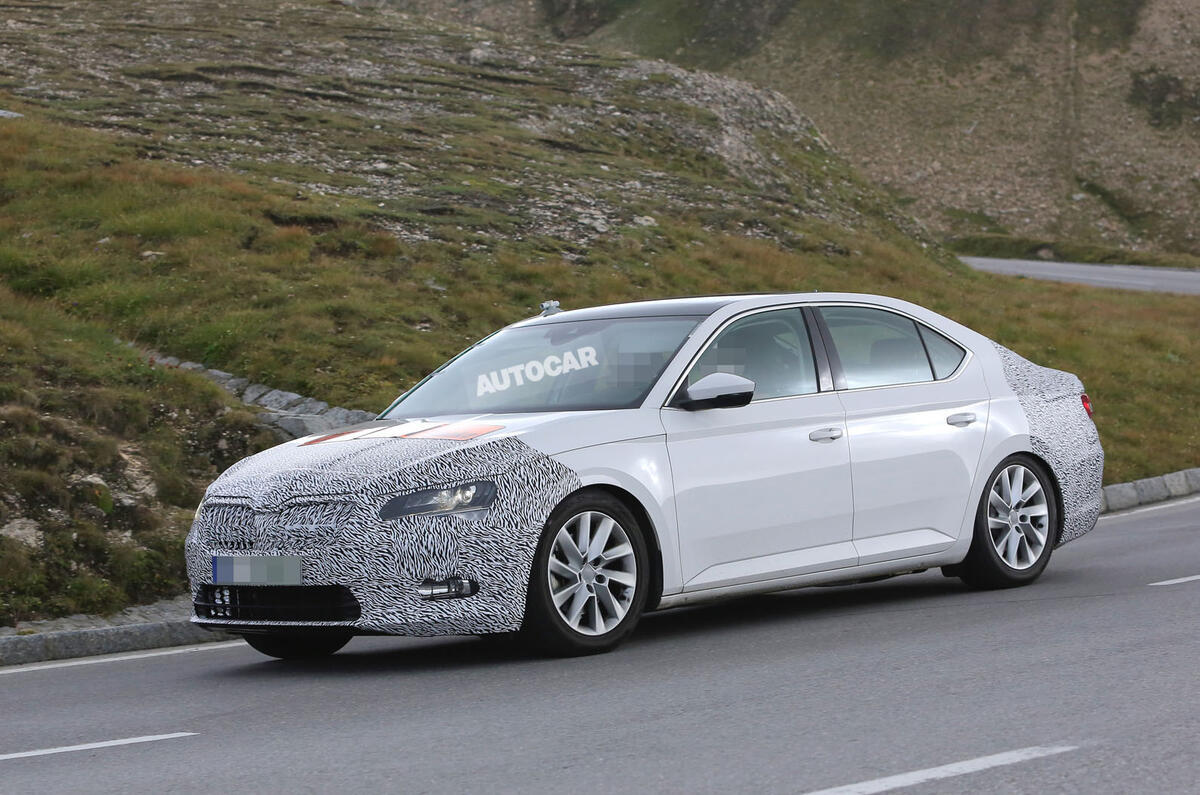 2017 Skoda Superb facelift