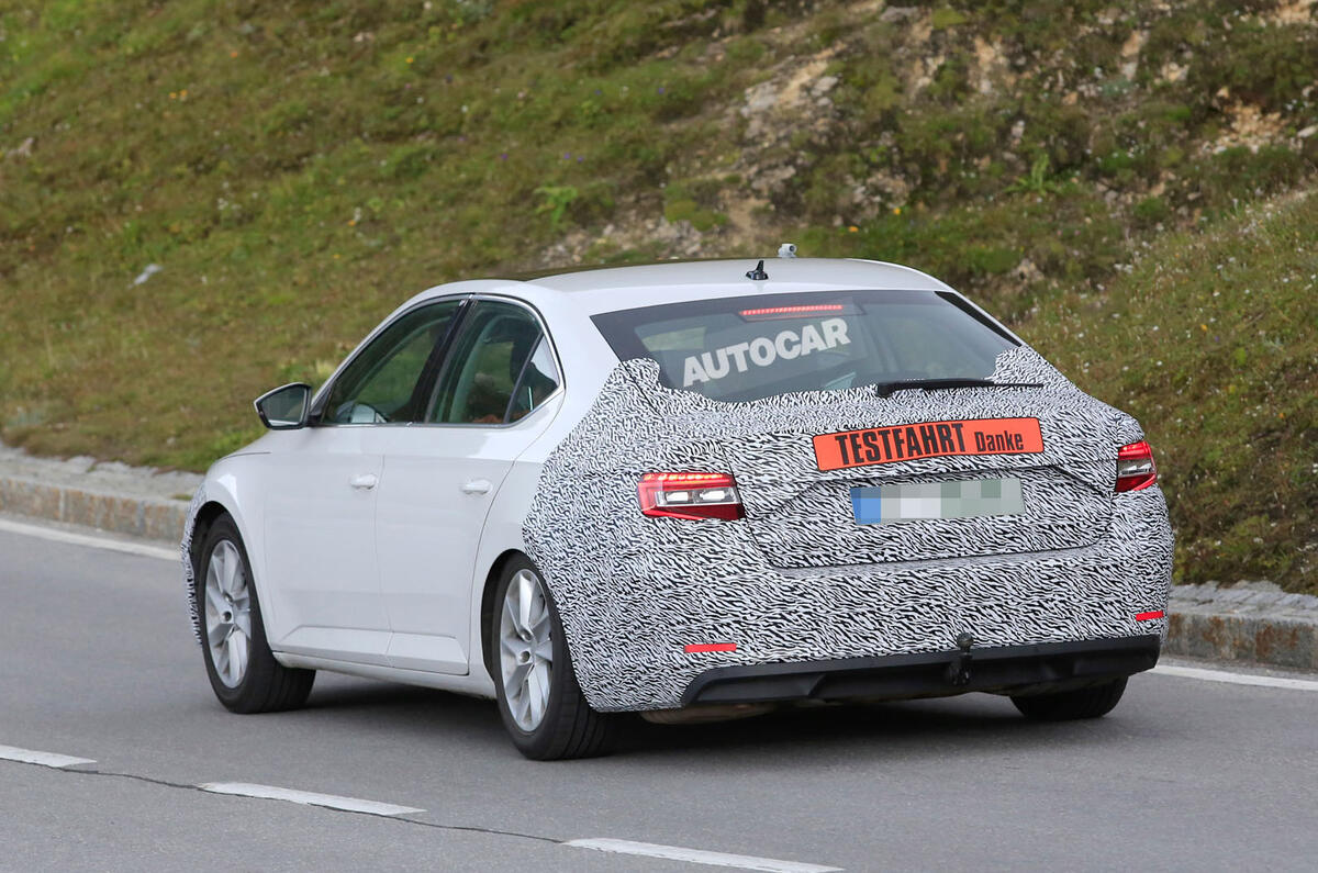 2017 Skoda Superb facelift