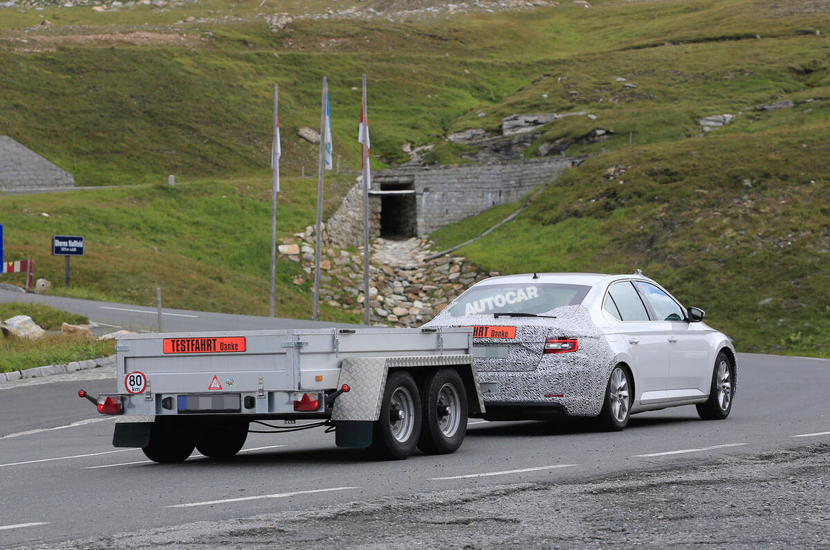 2017 Skoda Superb facelift