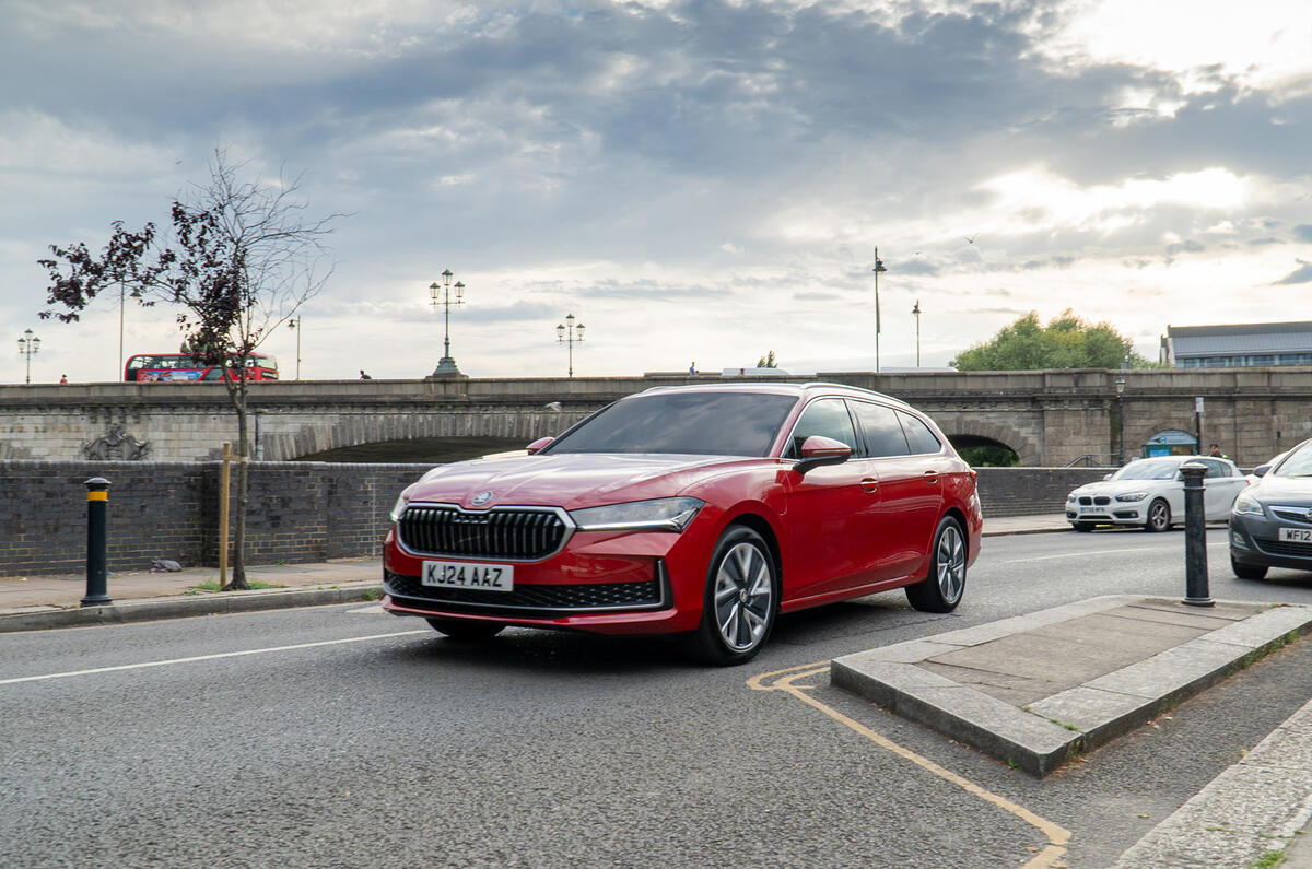 The all-new Skoda Superb: a sleek plug-in hybrid available as a hatchback and an estate The all-new Skoda Superb: a sleek plug-in hybrid available as a hatchback and an estate