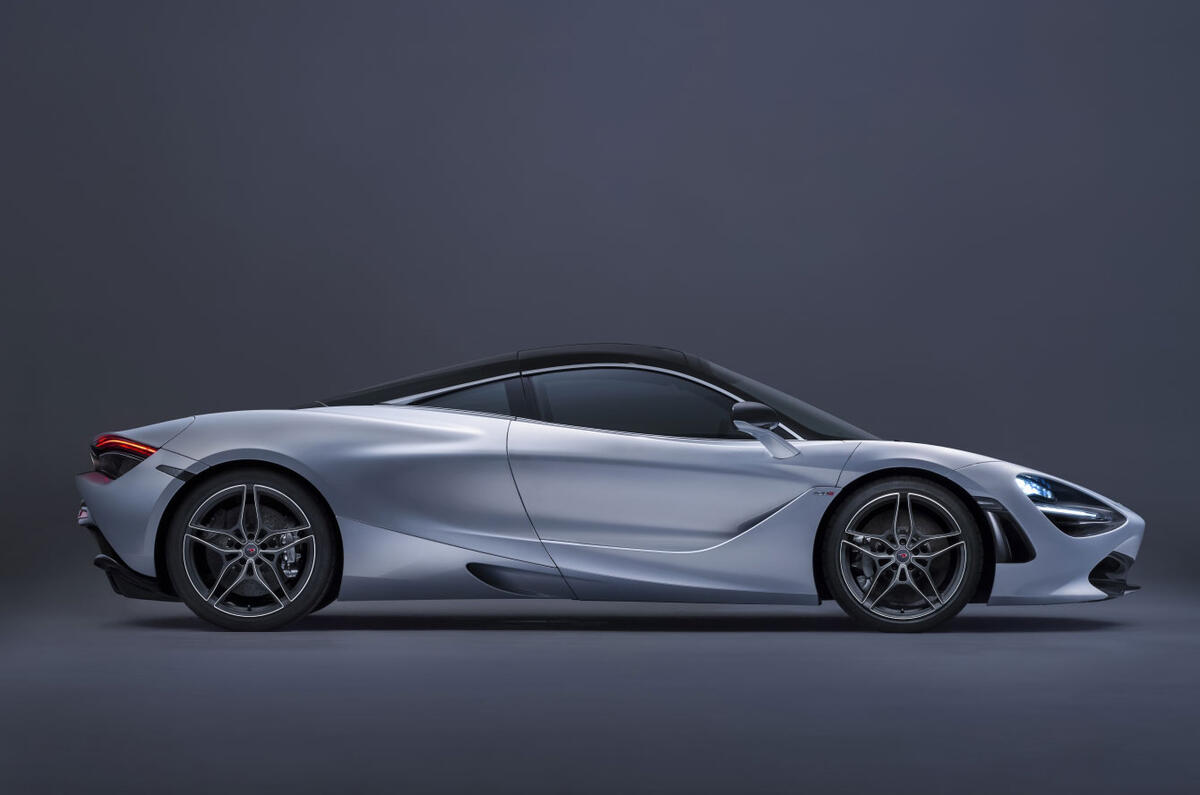 212mph McLaren 720S officially revealed