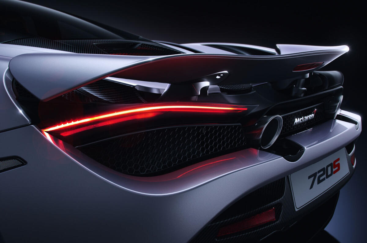 212mph McLaren 720S officially revealed