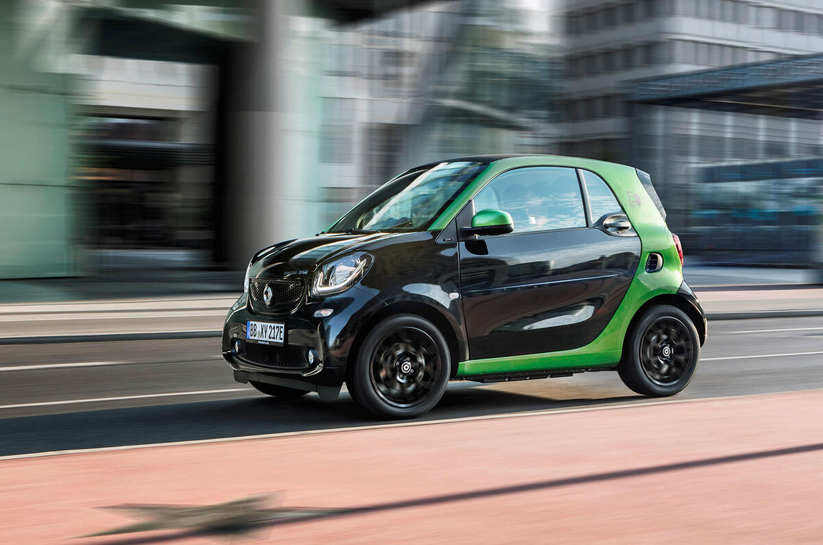 Smart Fortwo, Fortwo cabriolet and Forfour Electric Drive revealed