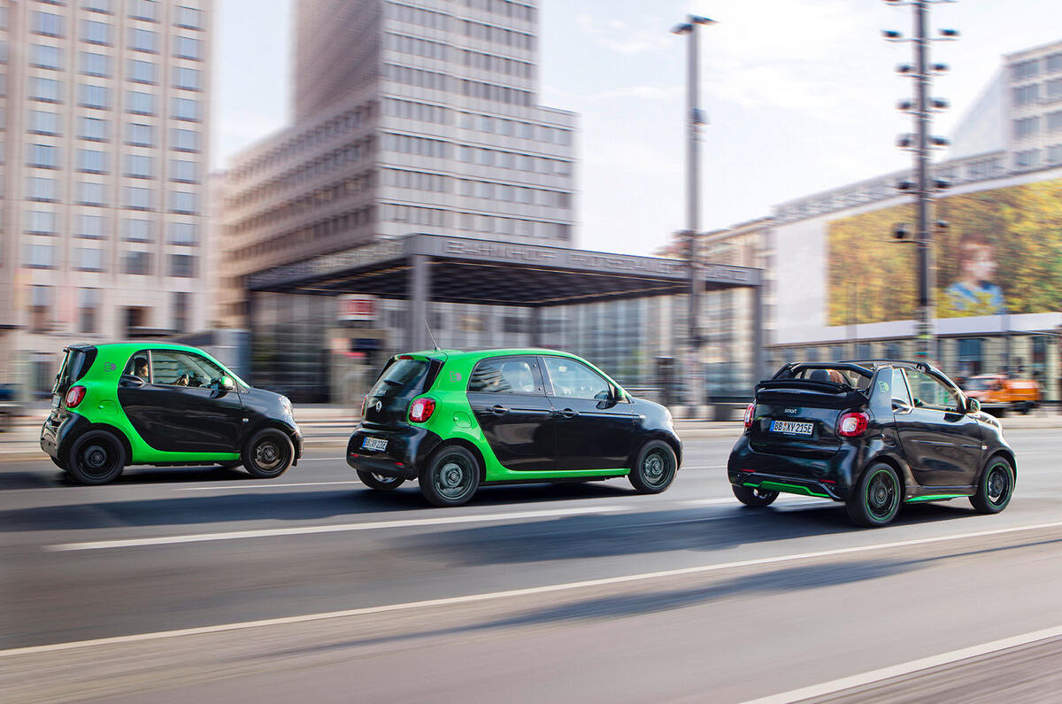 Smart Fortwo, Fortwo cabriolet and Forfour Electric Drive revealed