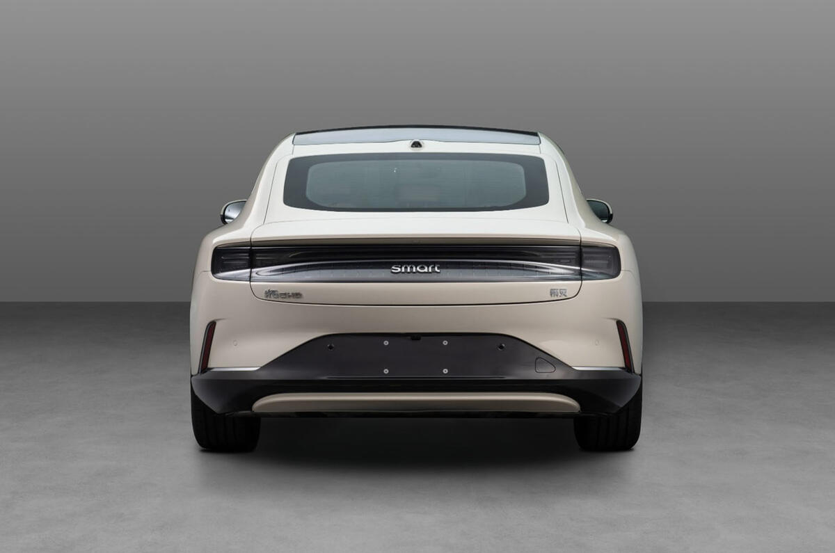 Smart #6 rear white 1