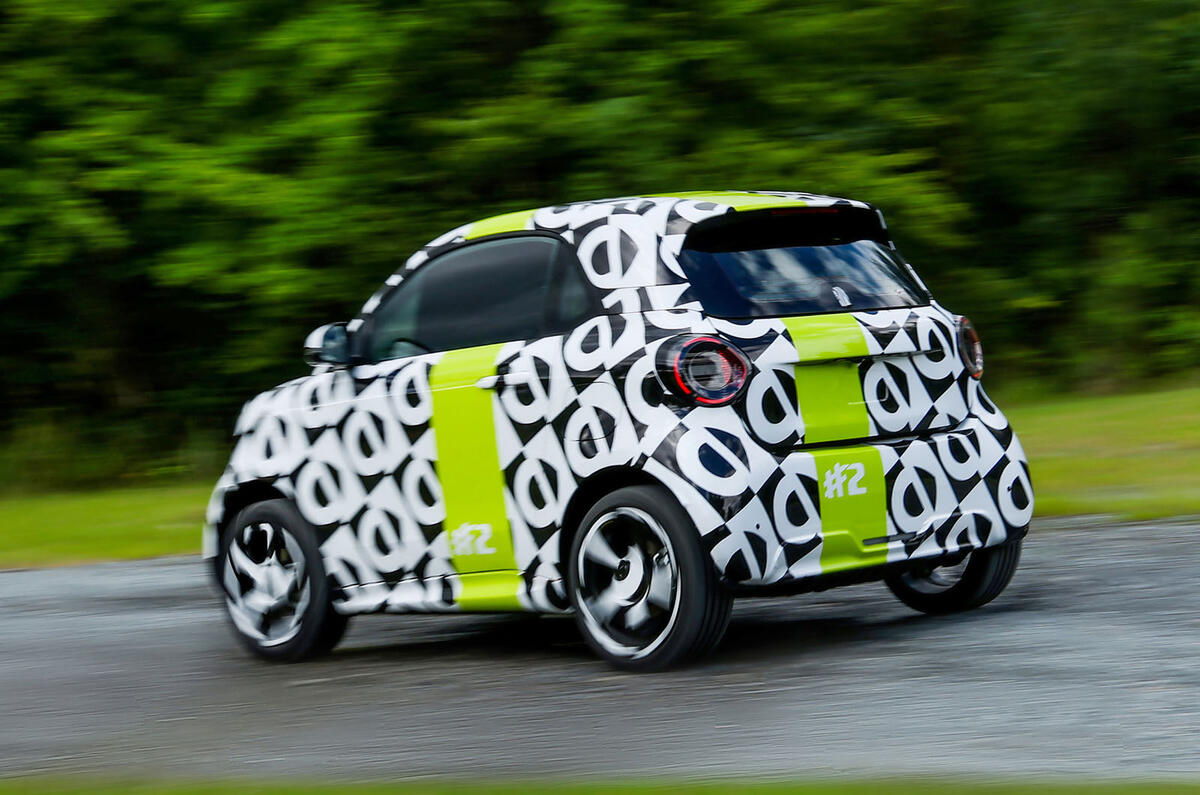 全新 Smart #2 即將登場:回歸經典,重新定義都會小車