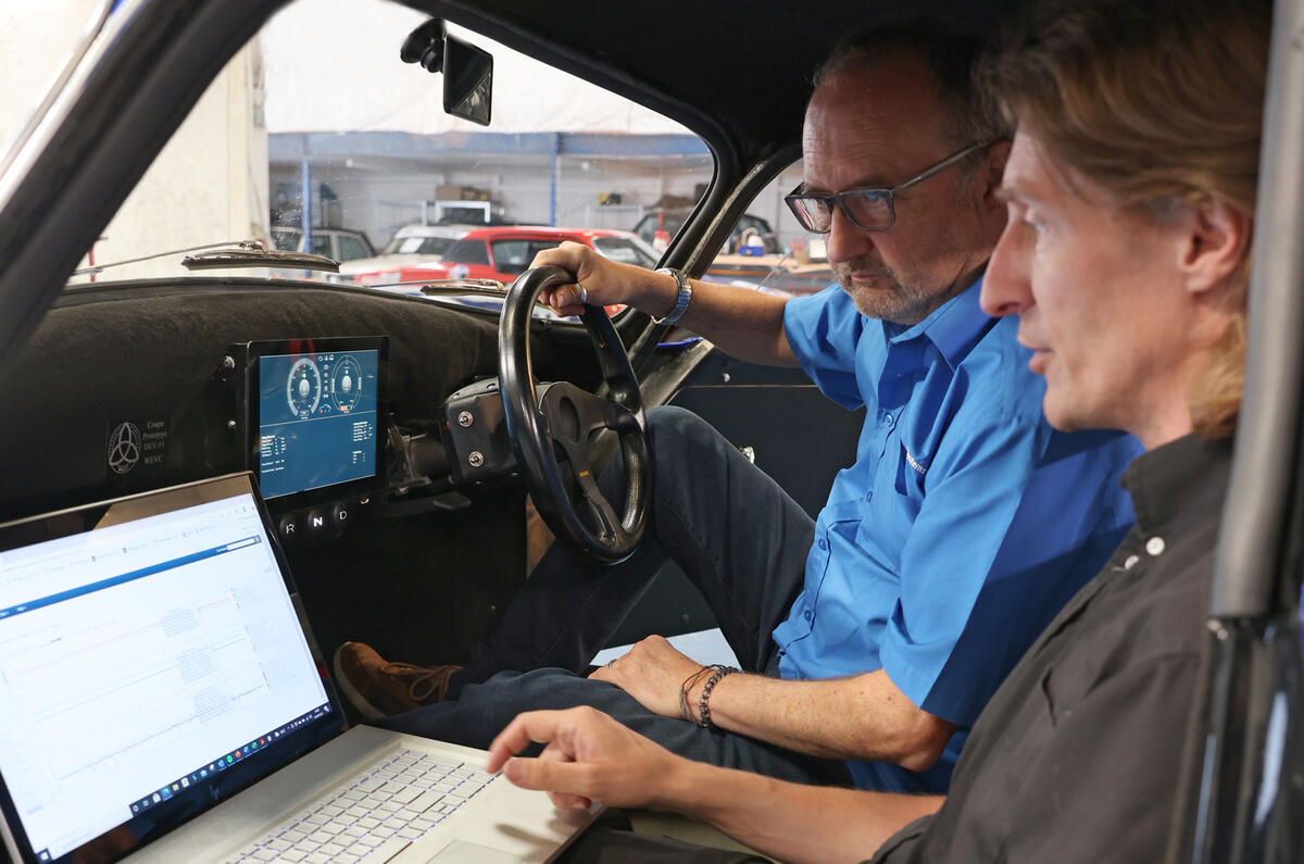 SPS battery health tool in car
