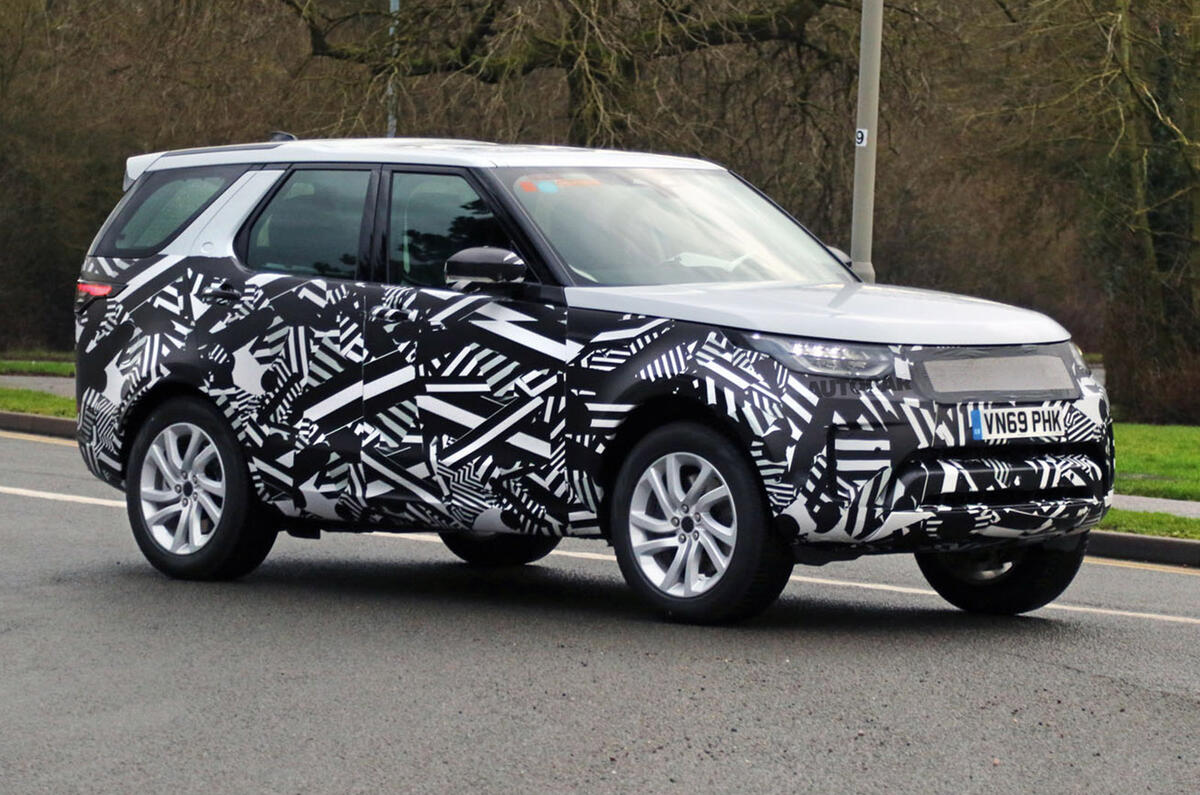 Discovery PHEV spy shot