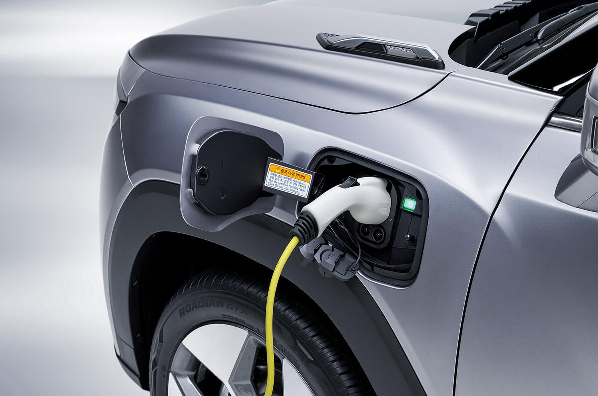 Ssangyong Torres charging flap Ssangyong Torres charging flap