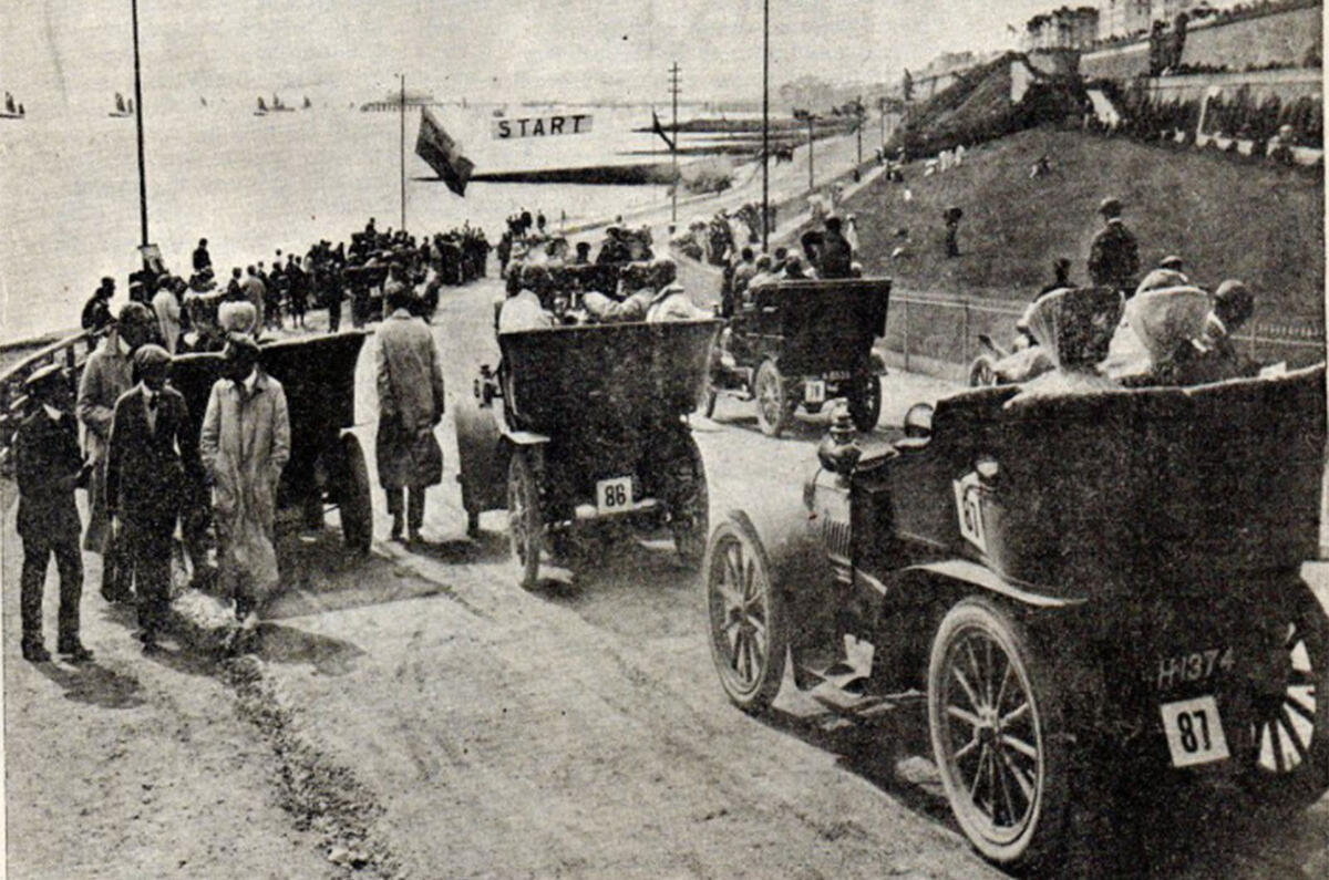 Start line Brighton speed runs