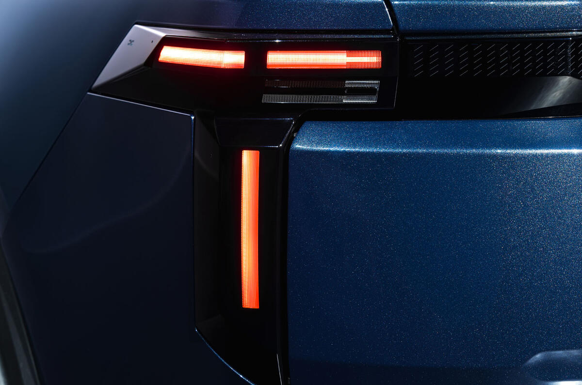 Striker 4x4 Detail©AdrienCortesi 8