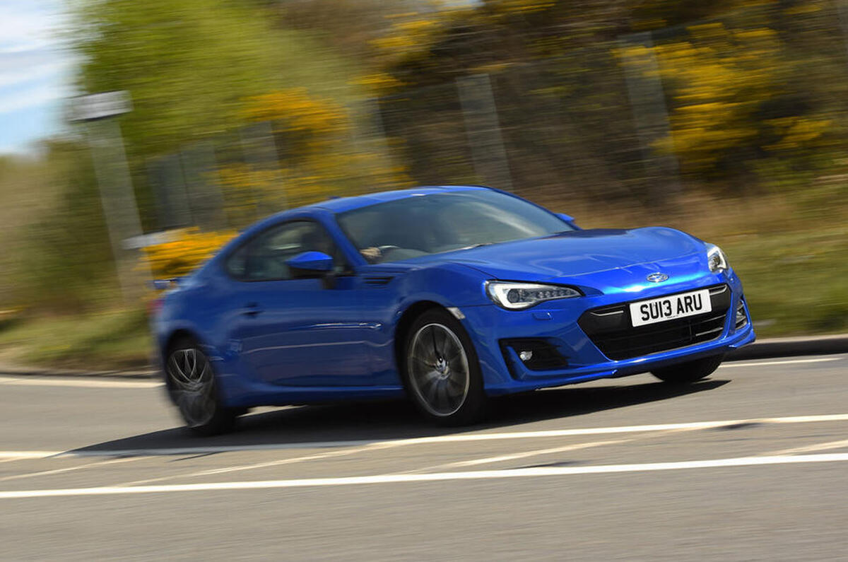 subaru brz cornering