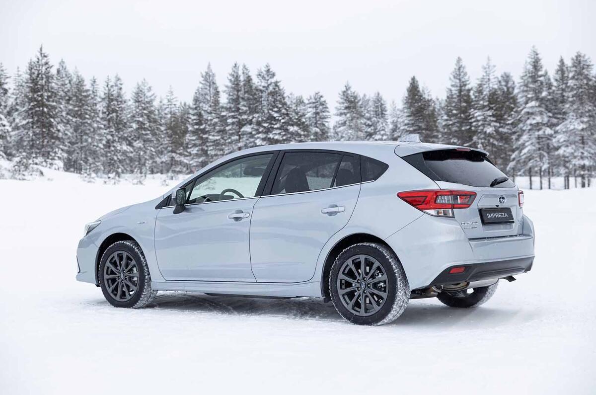 Subaru Impreza e-Boxer side rear