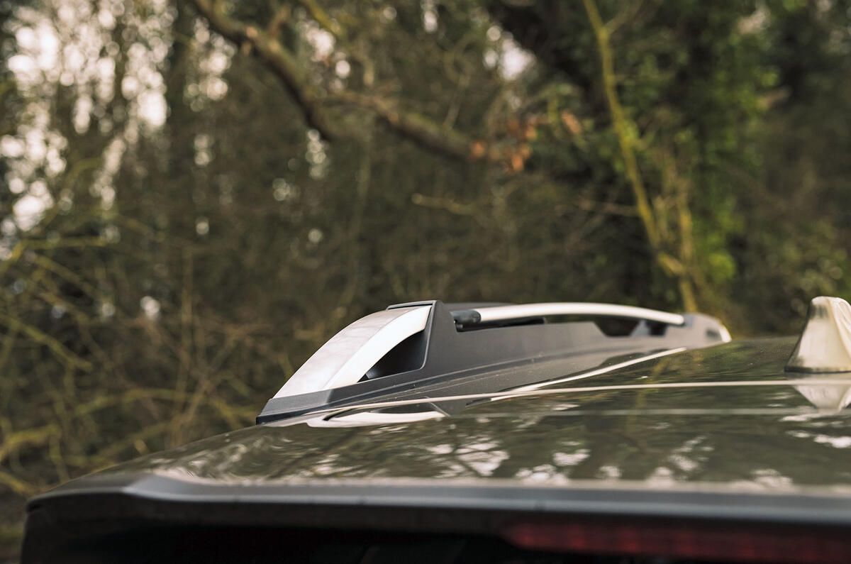 subaru outback vs subaru legacy 2024 jh 3