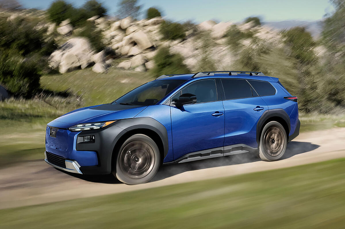 Subaru Trailseeker front quarter Subaru Trailseeker front quarter