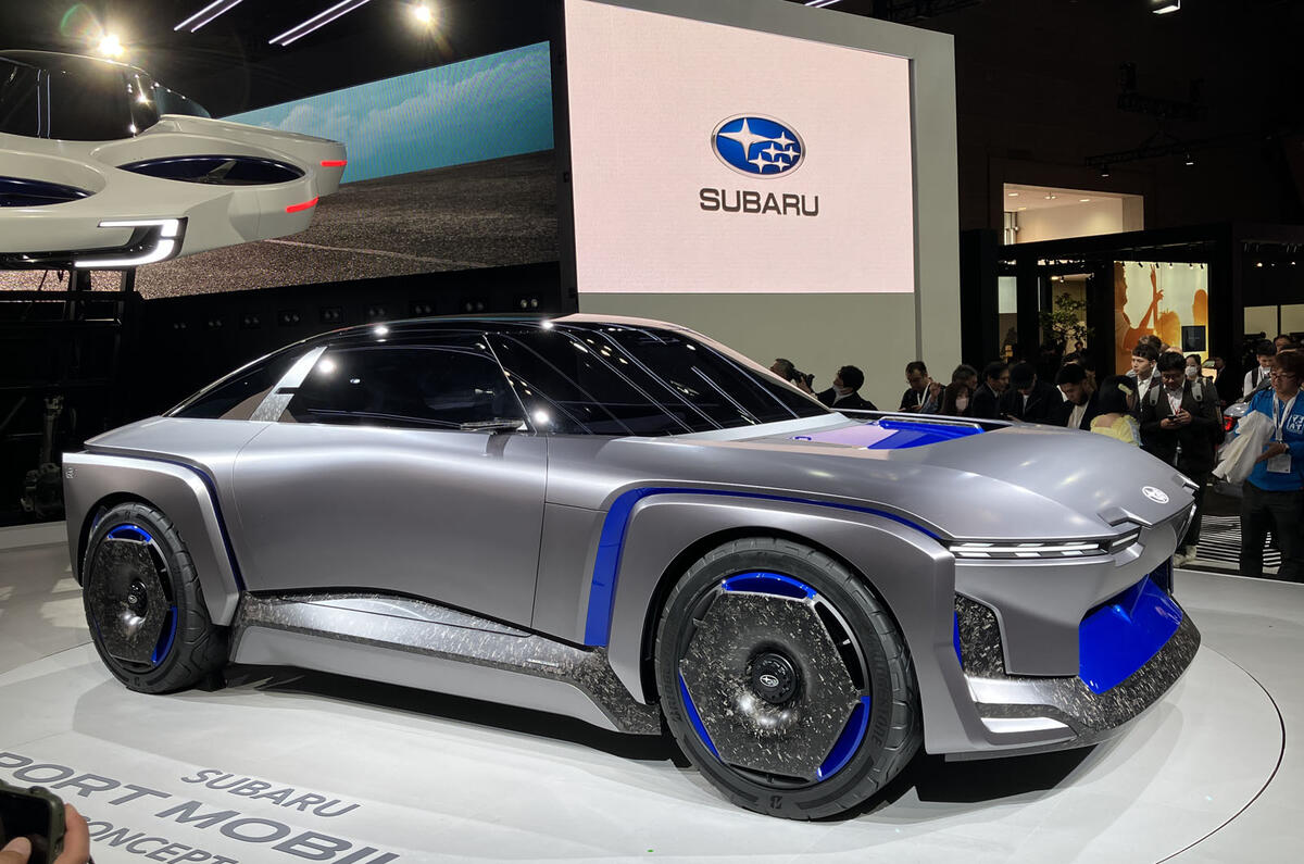 Subaru Sport Mobility Concept on show in Tokyo   side Subaru Sport Mobility Concept on show in Tokyo   side