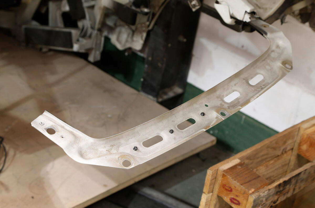 Damaged Ferraris at the breaker's yard