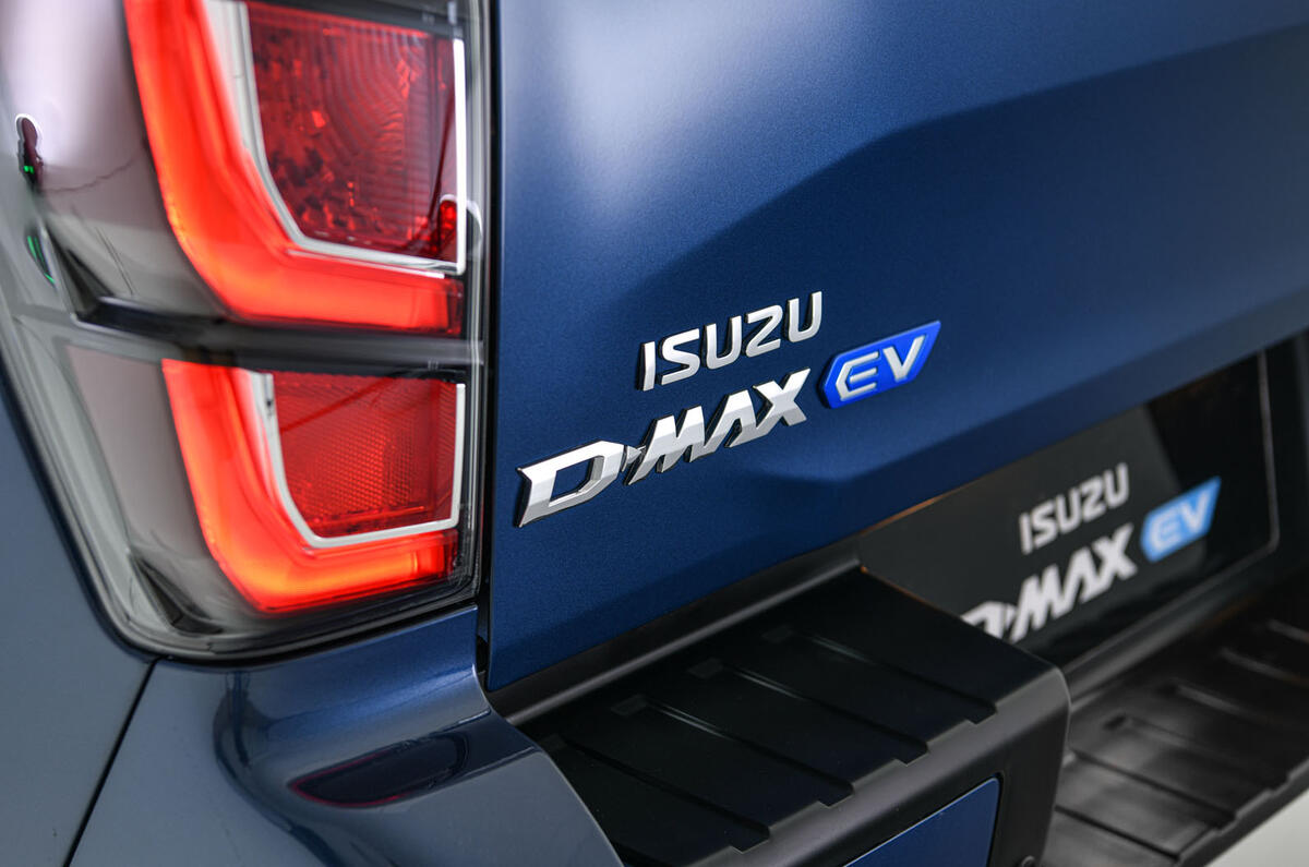 suzu d max ev badge suzu d max ev badge