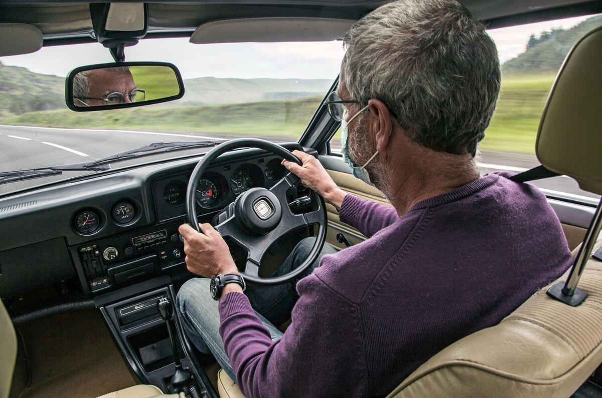 Suzuki SC100 interior