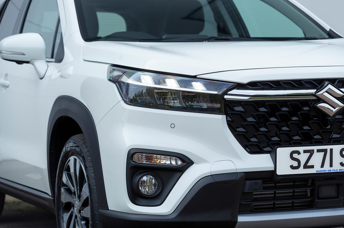 Suzuki S Cross 010 Suzuki S Cross 010