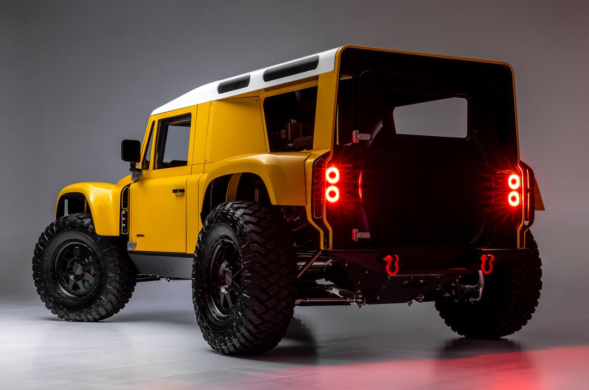SV Rover rear three quarter left