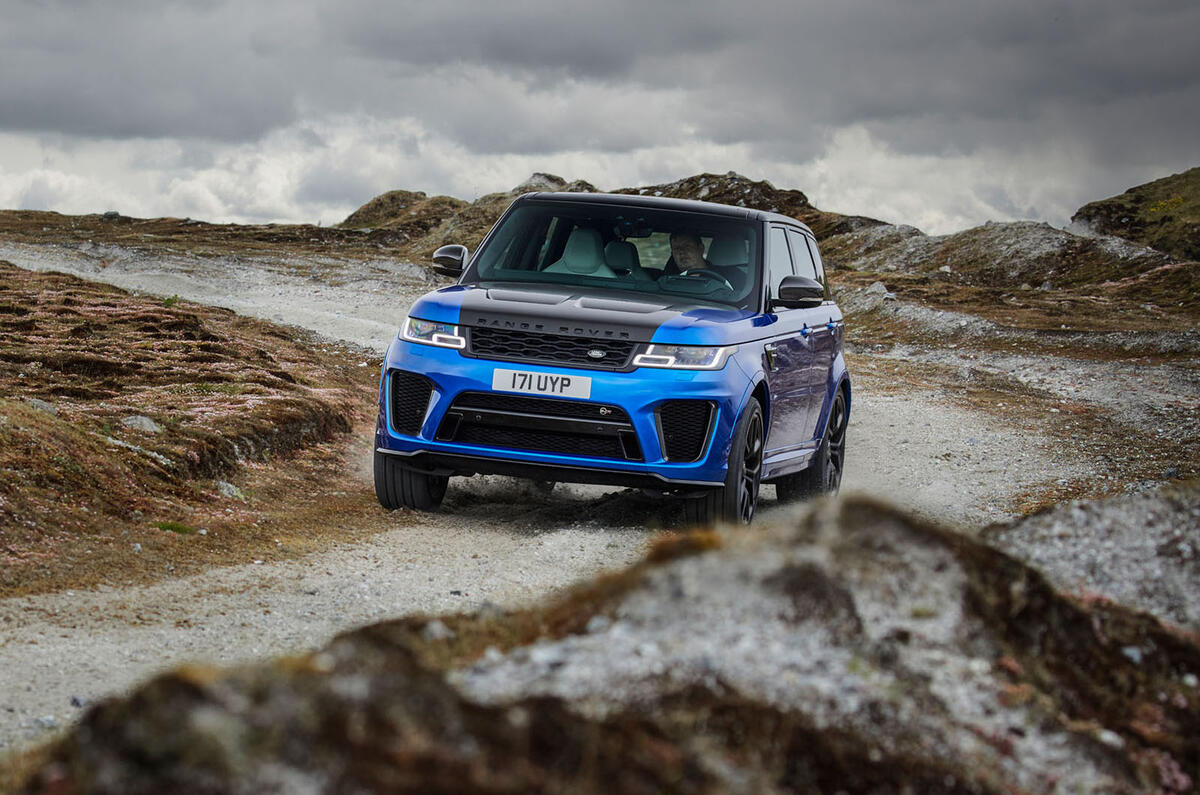 Range Rover Sport facelift reveals Velar-like look