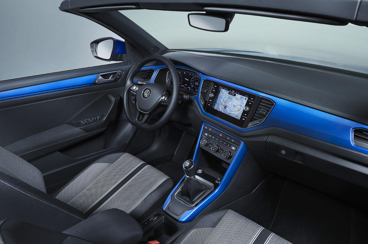 2019 Volkswagen T-Roc Cabriolet press shots