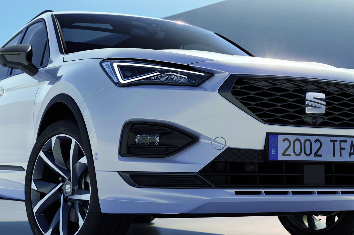 2020 Seat Tarraco FR Sport - front 2020 Seat Tarraco FR Sport - front