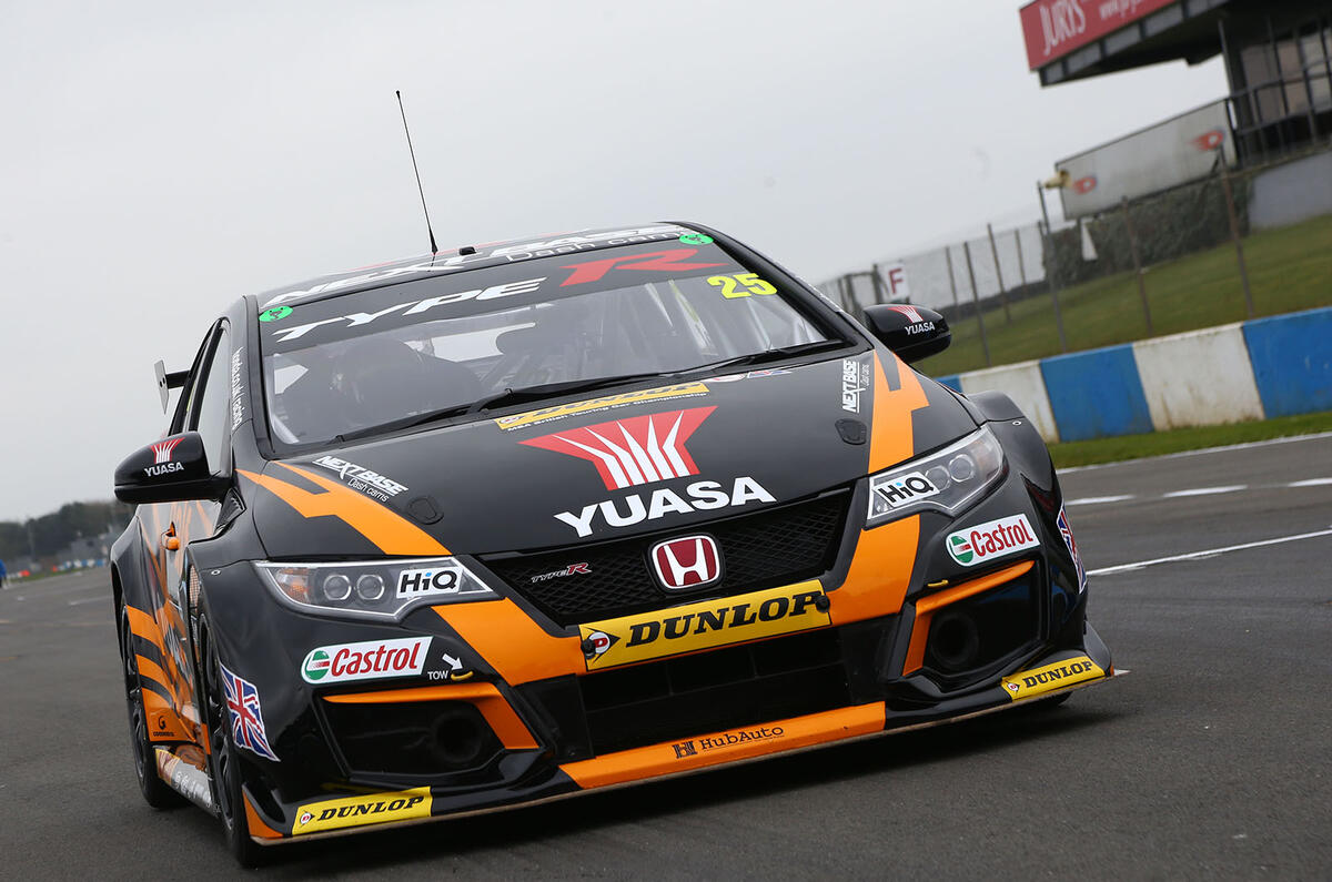 2017 BTCC: testing out Honda's 360bhp Civic Type R