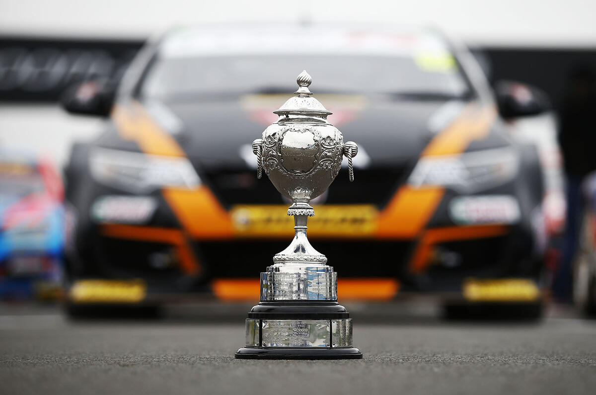 2017 BTCC: testing out Honda's 360bhp Civic Type R