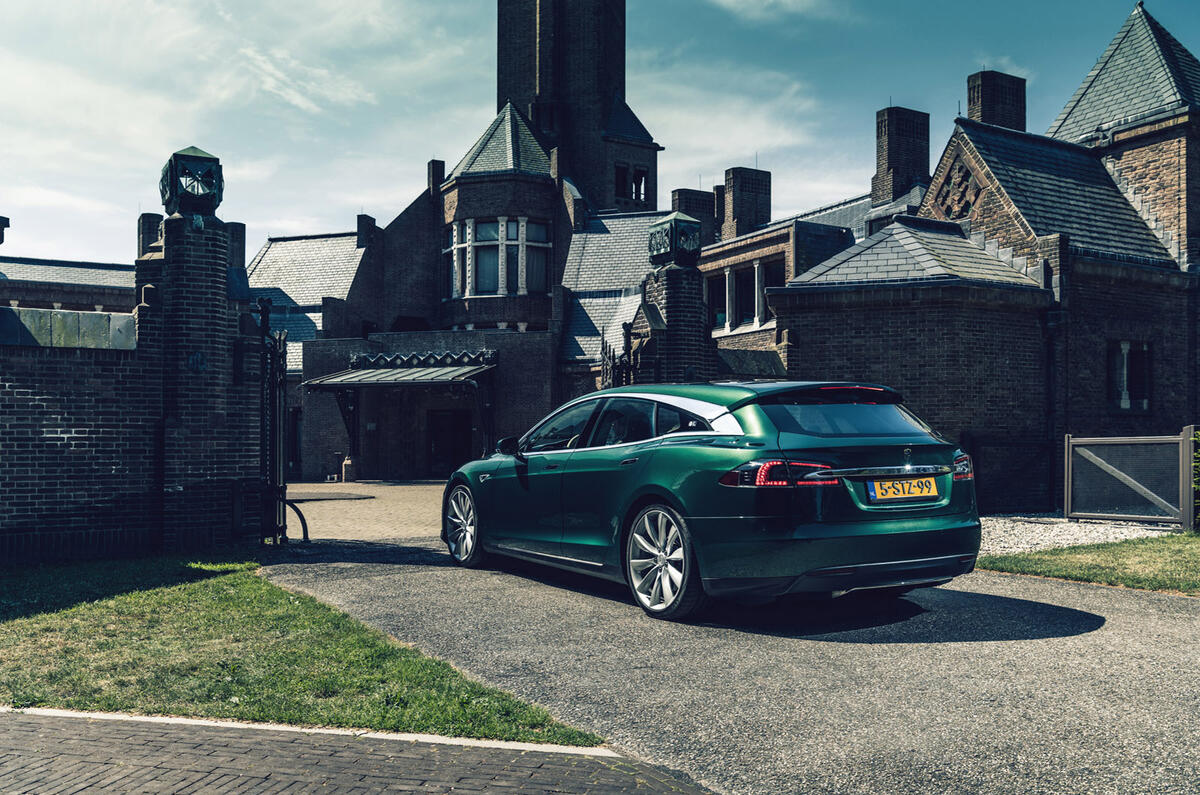 Tesla Model S Shooting Brake