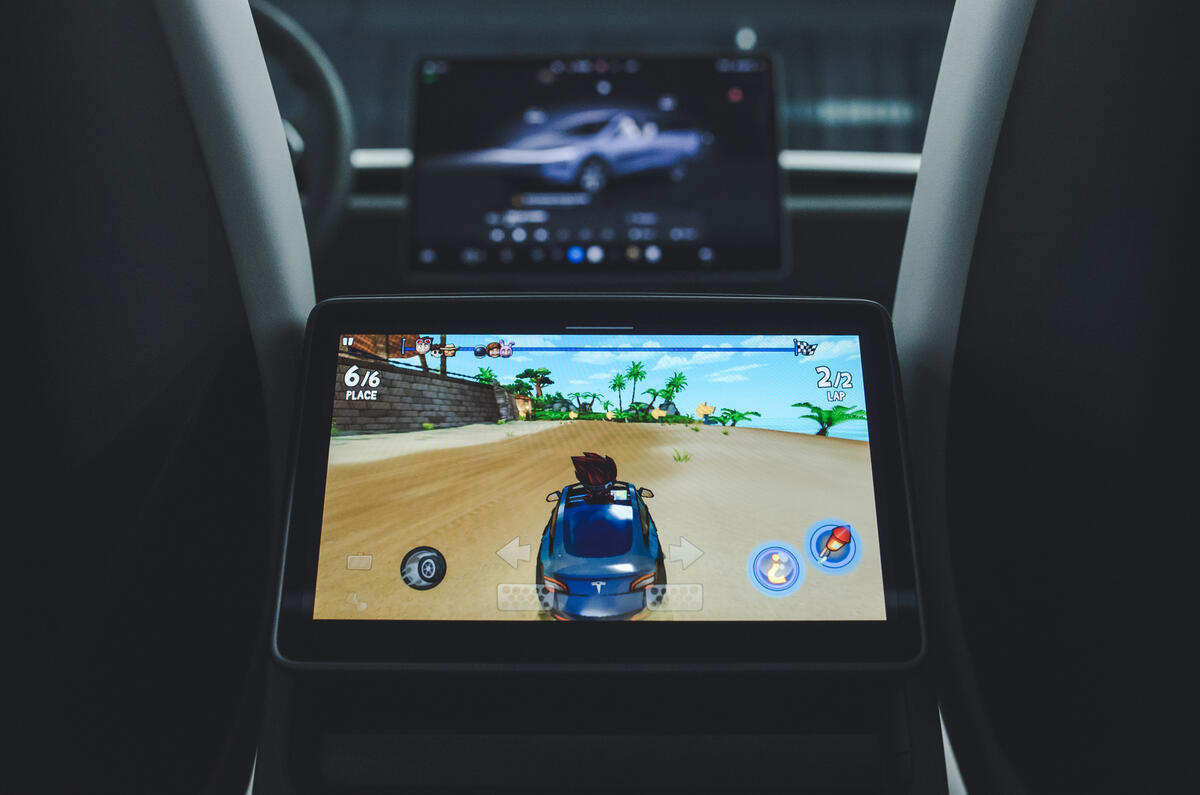 tesla model y 2025 jh 25 1600x1067 8cc7b3a6 caad 4f8f 9b53 054b9c0c8d87 tesla model y 2025 jh 25 1600x1067 8cc7b3a6 caad 4f8f 9b53 054b9c0c8d87