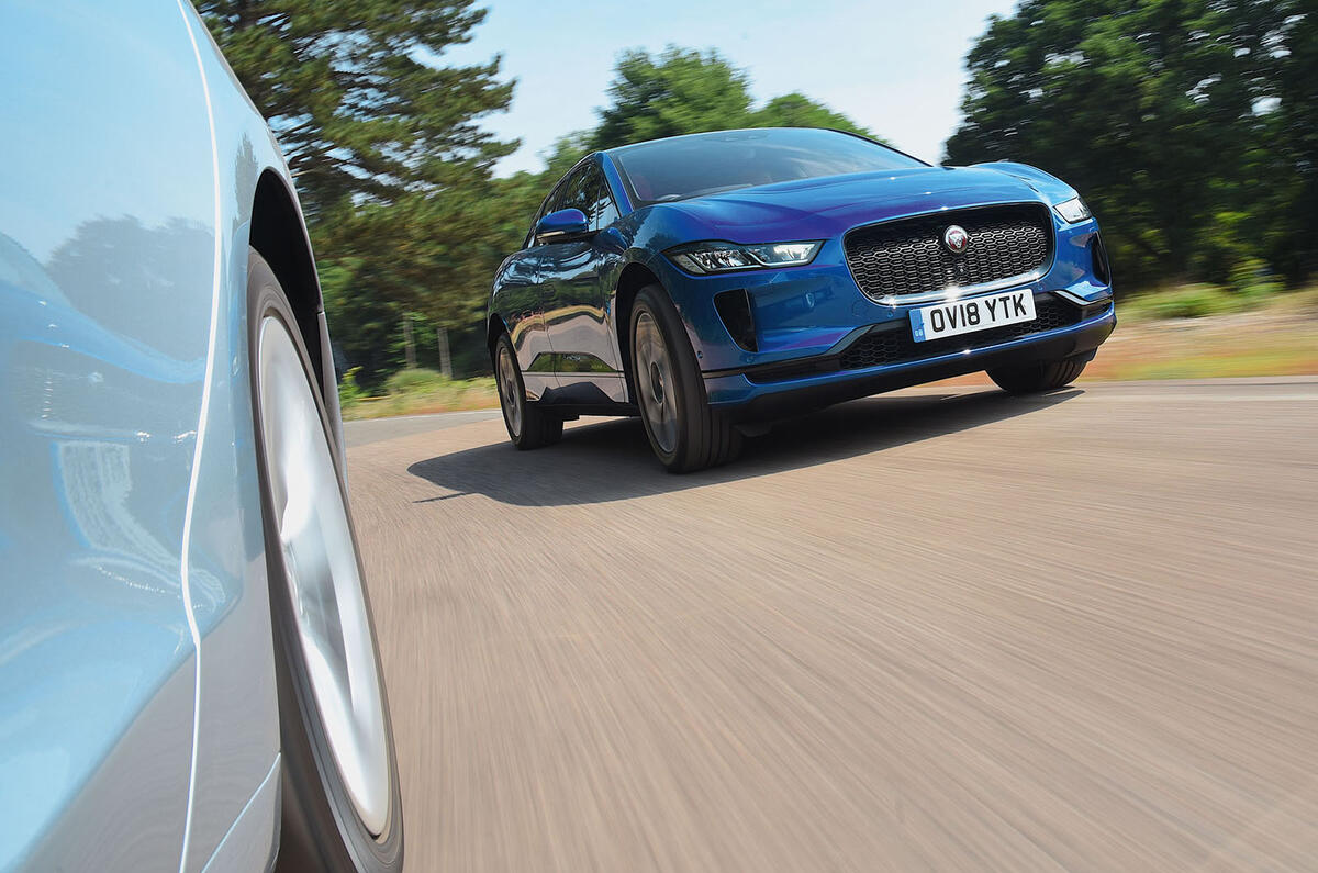 Tesla Model S vs Jaguar I-Pace