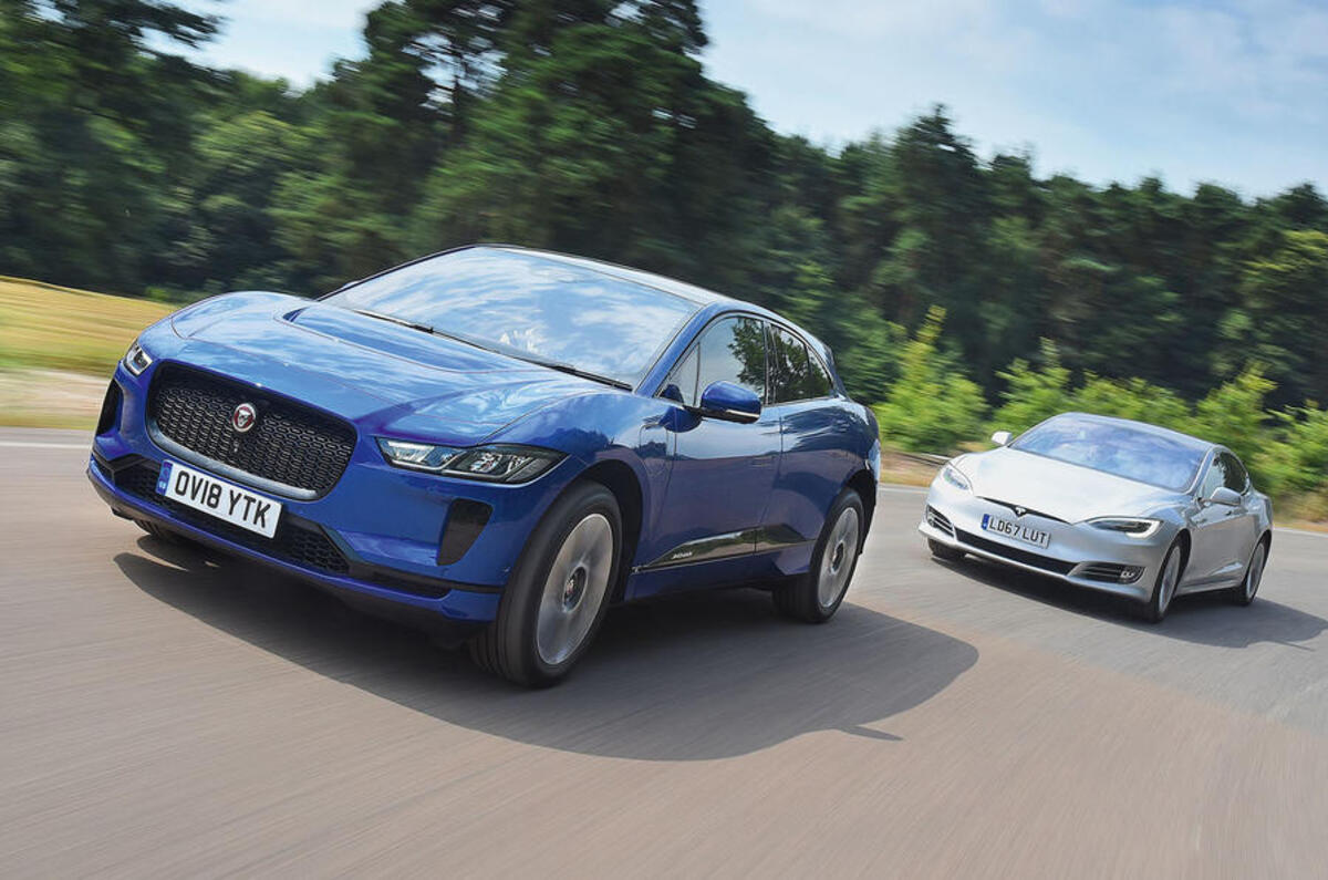 tesla v i pace 736