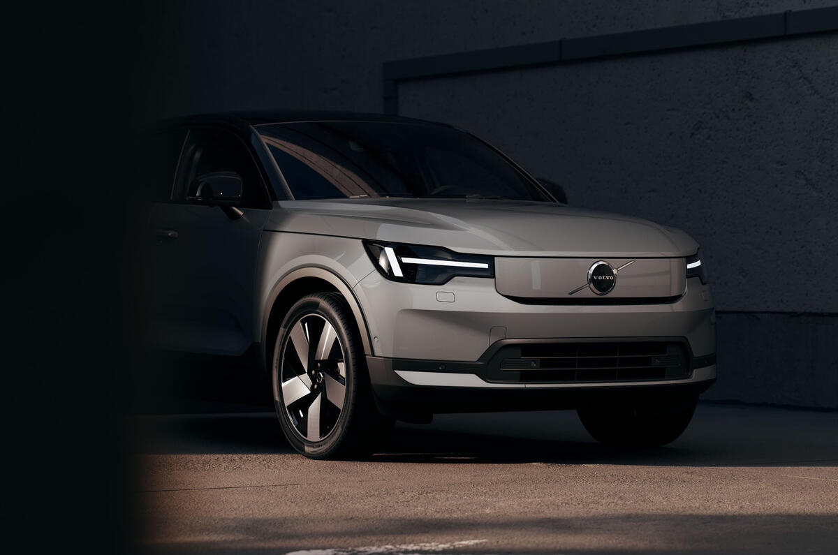 The New Volvo EC40 Exterior Detail FrontGrille